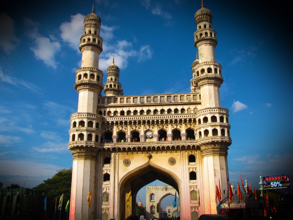 charminar-hyderdabad-history-story-artitecture-location-timings